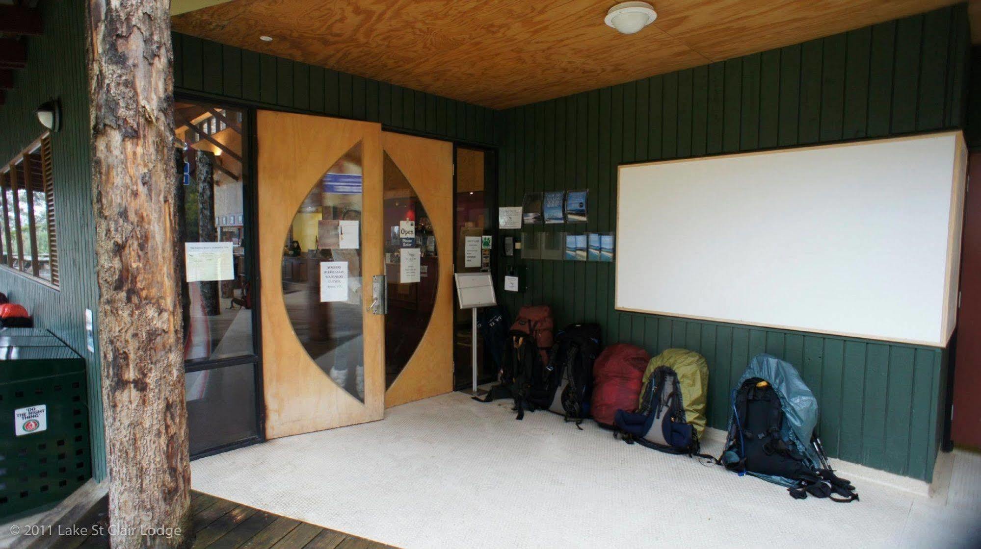 Lake St Clair Lodge Екстер'єр фото