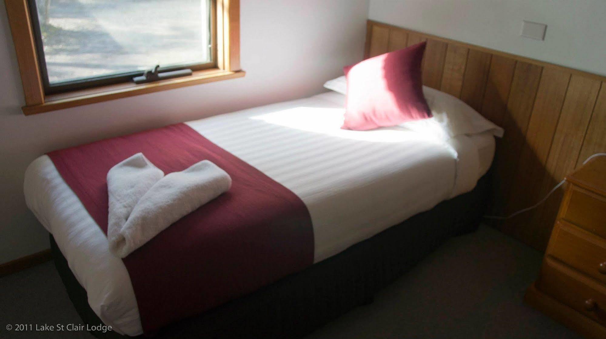 Lake St Clair Lodge Екстер'єр фото
