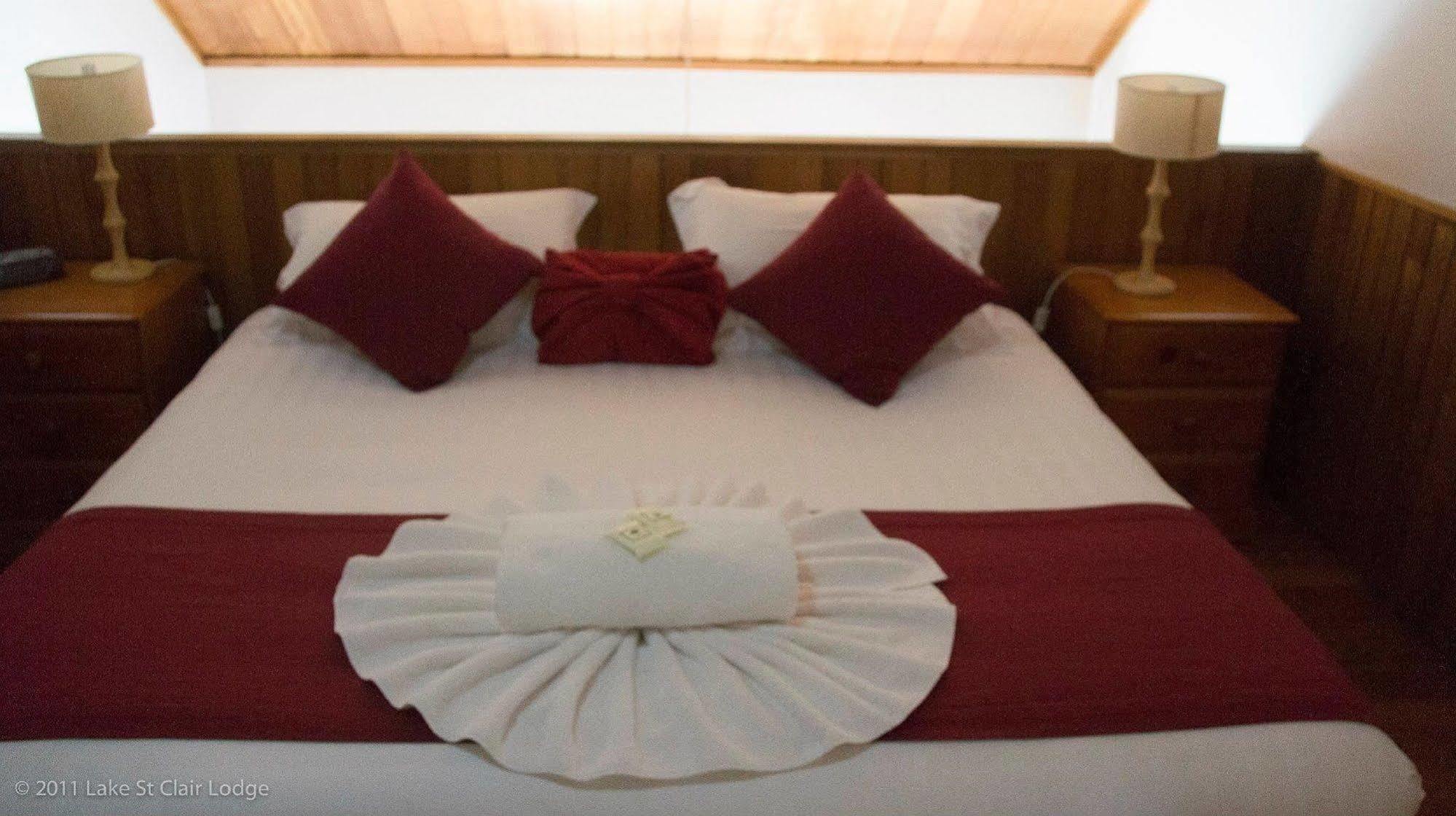 Lake St Clair Lodge Екстер'єр фото